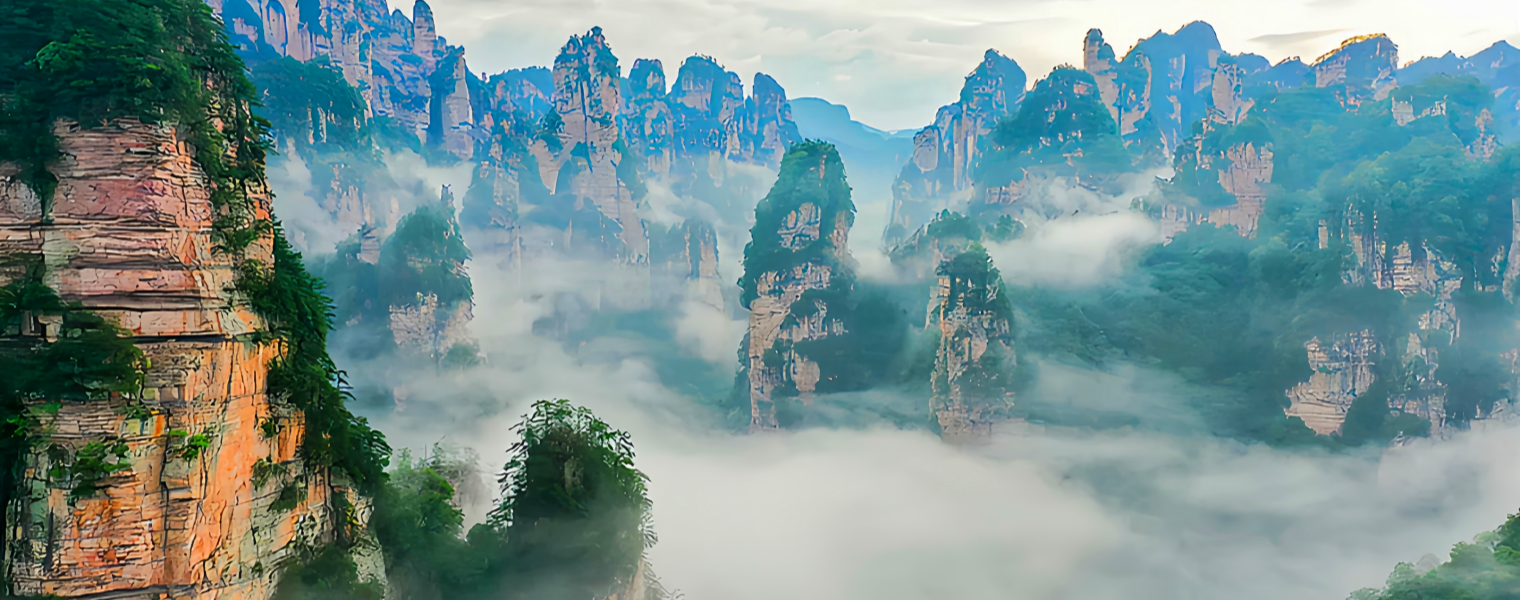 Mysterious landscape and exquisite Chu culture