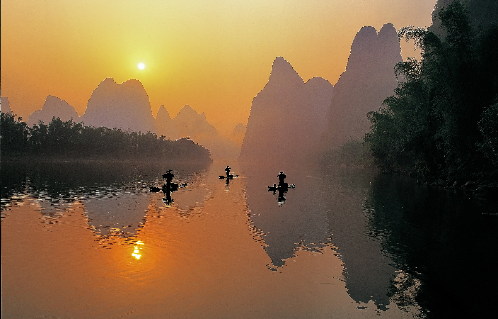 Arriving in Guilin, the tranquil welcome by the Li River
